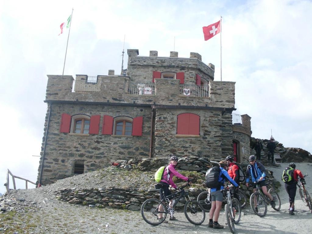 Rifugio Garibaldi Hotel Passo Stelvio Exterior foto